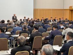 全国市長会理事・評議員合同会議に出席（東京）