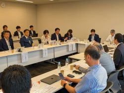令和8年度「活力ある地方を創る首長の会」黄川田大臣との意見交換会に出席し、発言（東京）