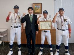 各務原リトルシニア所属の市内中学生ほかがJA共済トーナメント日本リトルシニア中学硬式野球協会 第17回林和男旗杯野球大会兼九州連盟創立45周年記念国際野球大会への出場を報告