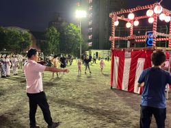 徹明夏祭りに出席し、あいさつ（草潤中学校）