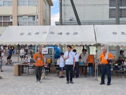 芥見フェスティバル2026に出席し、あいさつ(芥見小学校)