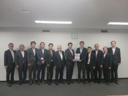 同会長として岐阜市水防協会と合同で、国土交通省中部地方整備局河川調査官 加納啓司氏に提言及び意見交換(愛知県名古屋市)