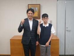 鶉小学校6年生 片桐周弥さんがプロ棋士の登竜門である公益社団法人日本将棋連盟 関西奨励会への入会を報告