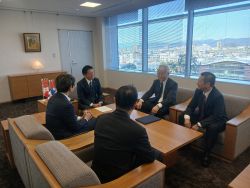 公益財団法人中部圏社会経済研究所代表理事 小池宜弘氏ほかと面談