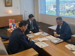 防衛省東海防衛支局長 瀧本和彦氏ほかと面談