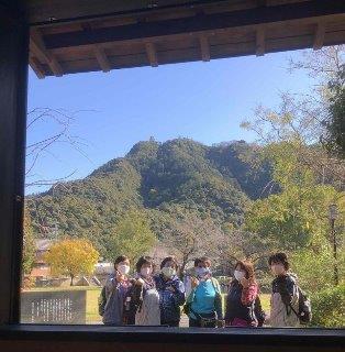 写真：川原町広場にて