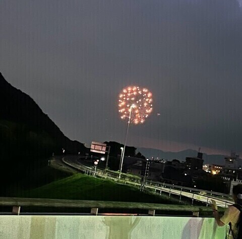 開始の花火